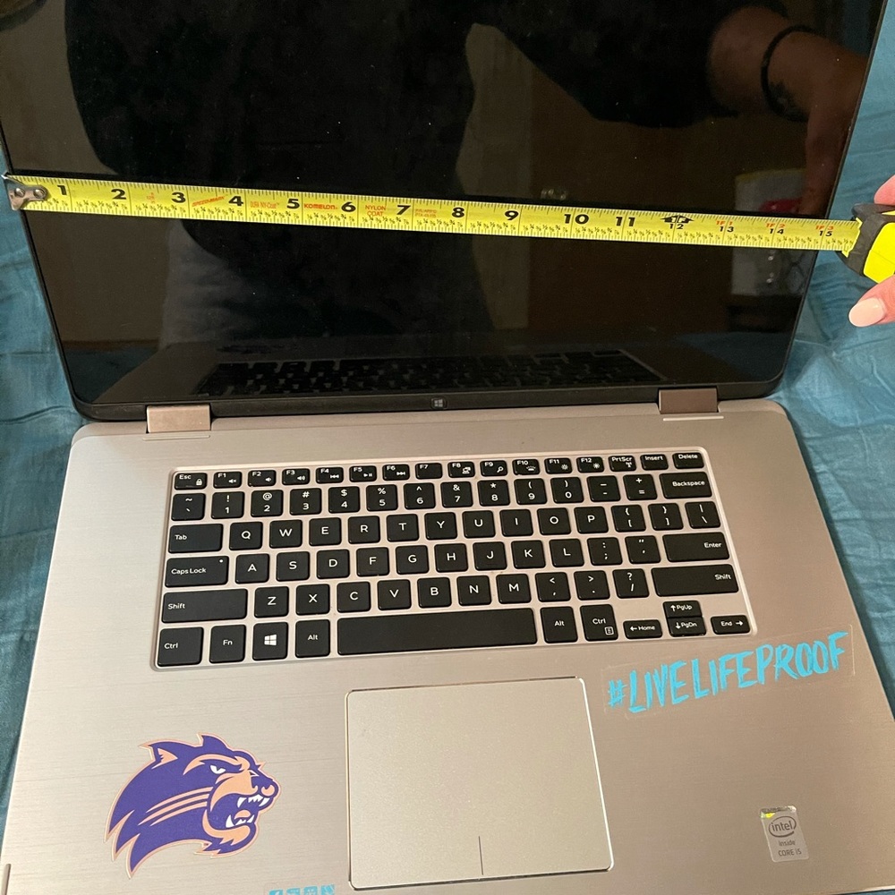 Dell Laptop - Picture 6 of 11